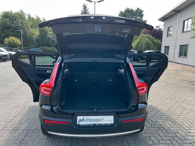 Volvo  T3 MOMENTUM PRO - Cam - Keyless - Frontshzg