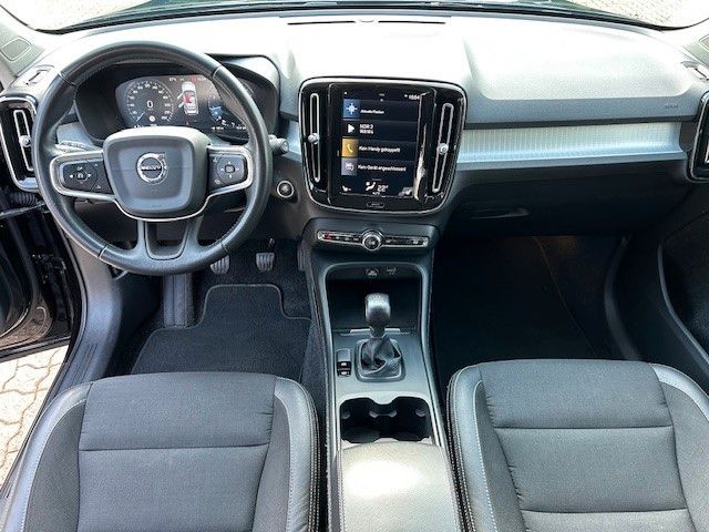 Volvo  T3 MOMENTUM PRO - Cam - Keyless - Frontshzg