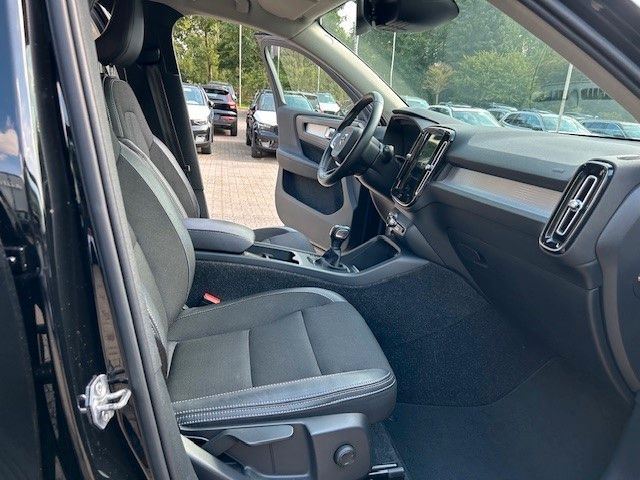 Volvo  T3 MOMENTUM PRO - Cam - Keyless - Frontshzg