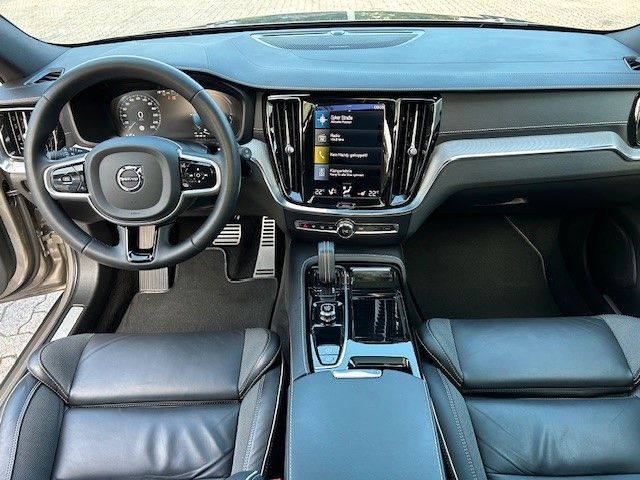 Volvo  T6 Recharge AWD R-DESIGN- Pano - Pilot - H/K