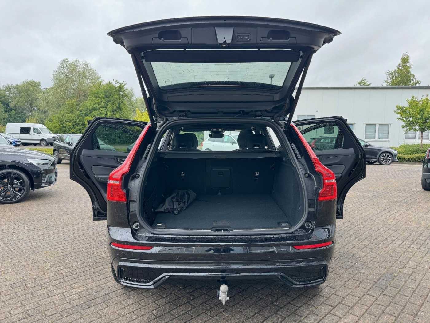 Volvo  T8 Recharge AWD PLUS -BLACK EDITION-AHK-H/K