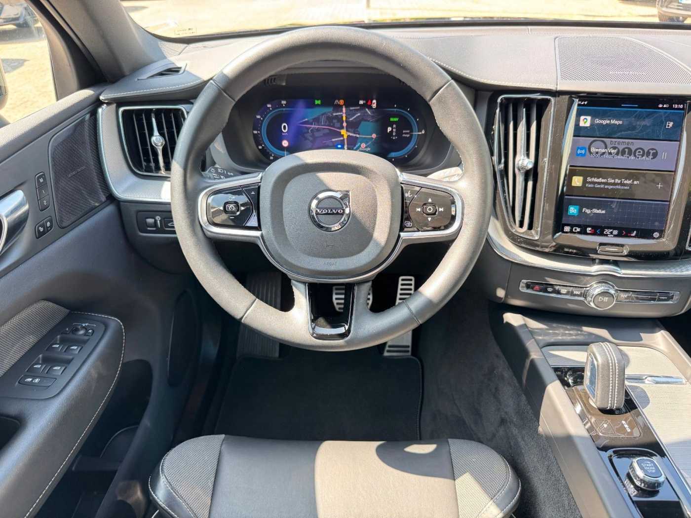 Volvo  T8 AWD R-DESIGN - Luft - 360 - Pilot - 21'