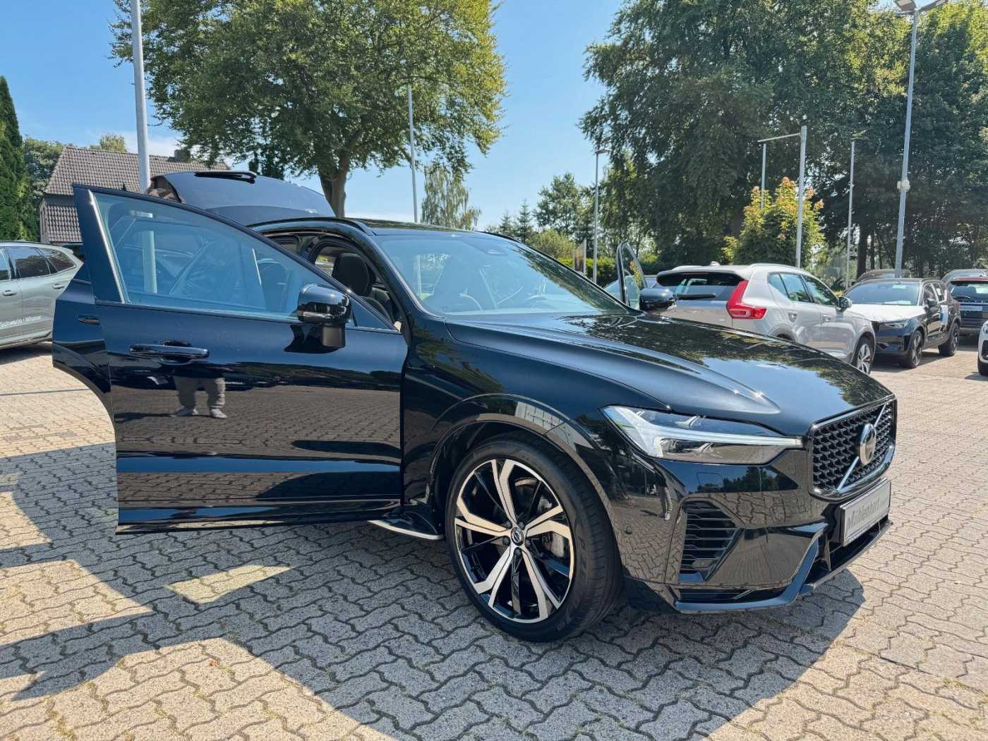 Volvo  T8 AWD R-DESIGN - Luft - 360 - Pilot - 21'