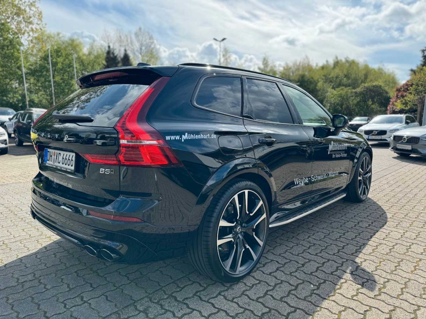 Volvo  B5 D AWD ULTIMATE DARK - Luftfahrw. - HEICO