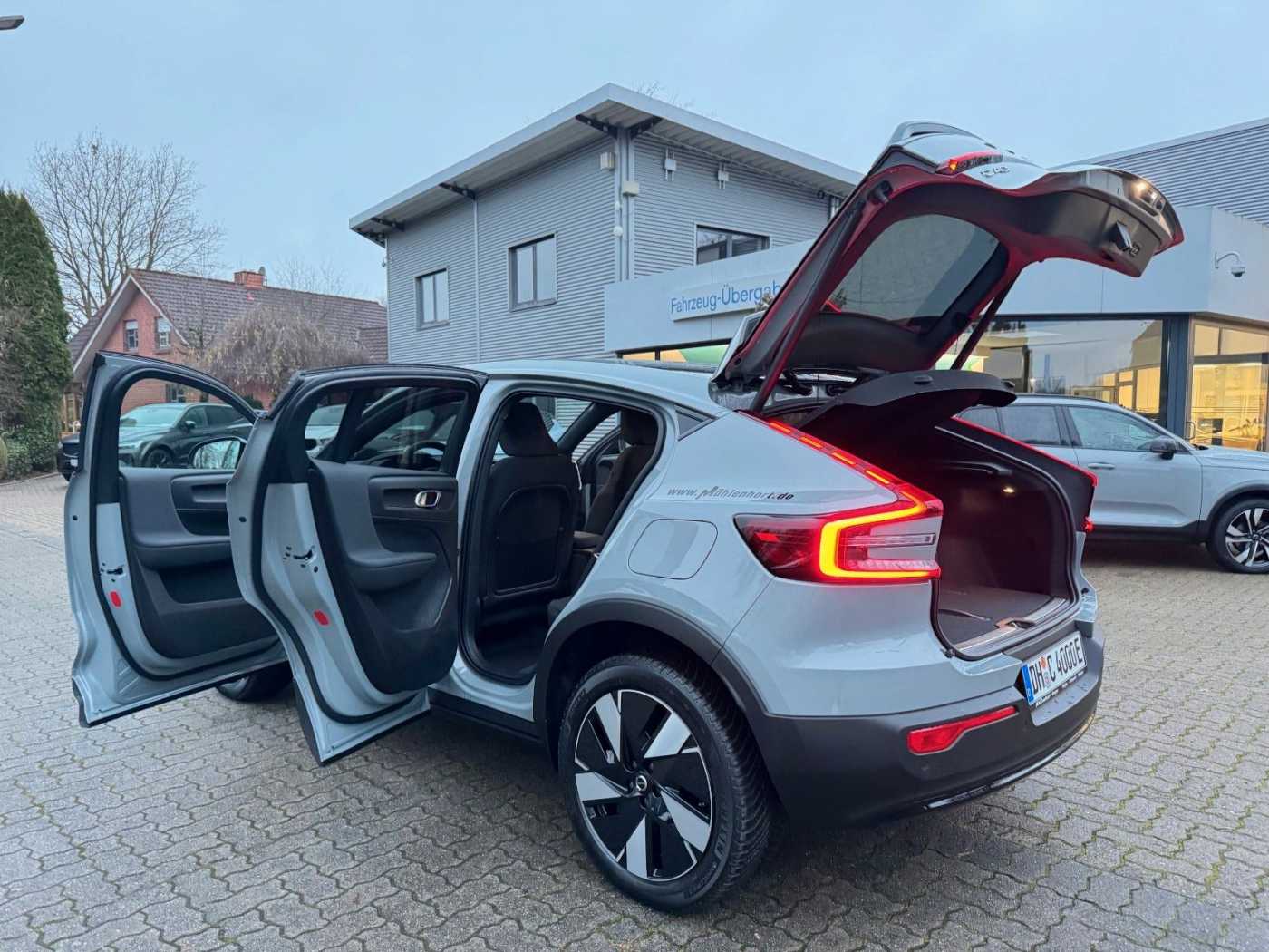 Volvo  Recharge Single Motor Extended Range PLUS