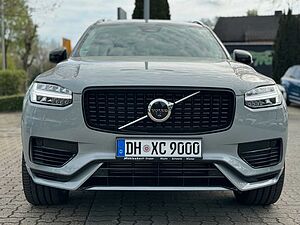 Volvo  T8 Recharge AWD ULTIMATE DARK - 7 Sitzer -