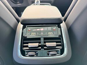 Volvo  B4 D Geartronic ULTIMATE BRIGHT - Sthz - 360