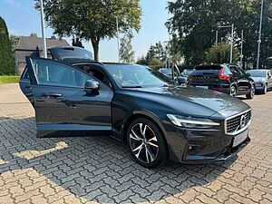 Volvo  D3 Geartr. R-DESIGN -  Cam - DAB+ - Voll-LED