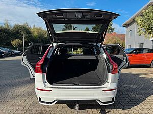 Volvo  T8 Recharge AWD Geartronic R-DESIGN - AHK -