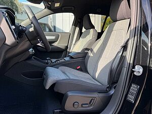 Volvo  T2 Geartr. PLUS DARK - 360 - Pilot Assist -