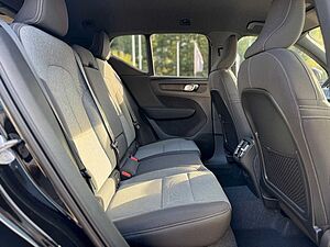 Volvo  T2 Geartr. PLUS DARK - 360 - Pilot Assist -