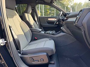 Volvo  T2 Geartr. PLUS DARK - 360 - Pilot Assist -