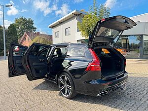 Volvo  T8 Recharge AWD Geartr. R-DESIGN - AHK - 360