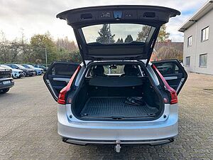 Volvo  T6 Recharge AWD Geartronic R-DESIGN - AHK -