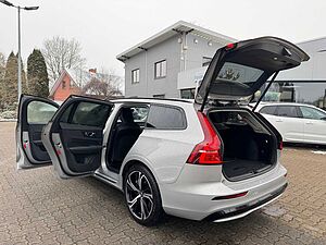 Volvo  T6 Recharge AWD Geartr. PLUS DARK - Pilot -