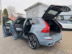 Volvo  T6 Recharge AWD Geartronic R-DESIGN - AHK -