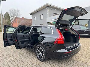 Volvo  D3 Geartr. MOMENTUM PRO - Cam - Lenkradhzg -