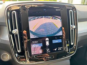 Volvo  T3 MOMENTUM PRO - Kamera - Keyless - LED -