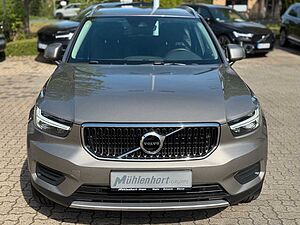 Volvo  T3 MOMENTUM PRO - Kamera - Keyless - LED -