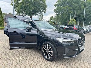 Volvo  B4 D AWD PLUS DARK - Standheizung - H/K
