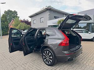 Volvo  B4 D AWD PLUS DARK - Pilot - H/K - Standhzg