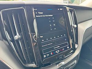 Volvo  B4 D AWD PLUS DARK - Pilot - H/K - Standhzg