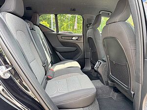 Volvo  B3 DKG PLUS DARK - Pixel - Pilot - BLIS -