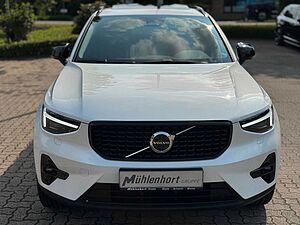Volvo  B4 DKG ULTRA DARK - 360 - Pixel - Pilot -