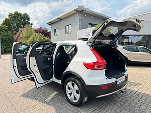 Volvo  T3 Geartr. MOMENTUM PRO - AHK - Frontschhzg