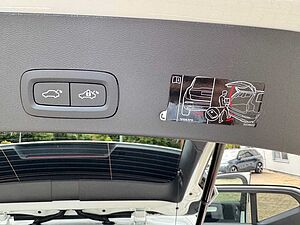 Volvo  T3 Geartr. MOMENTUM PRO - AHK - Frontschhzg