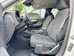Volvo  T3 Geartr. MOMENTUM PRO - AHK - Frontschhzg