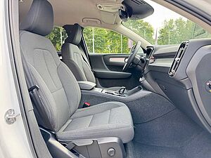 Volvo  T3 Geartr. MOMENTUM PRO - AHK - Frontschhzg