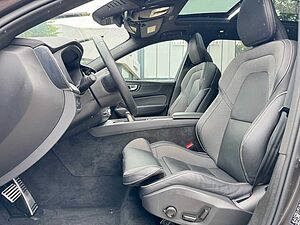 Volvo  T8 Recharge AWD R-DESIGN -AHK - 360 - Sthzg