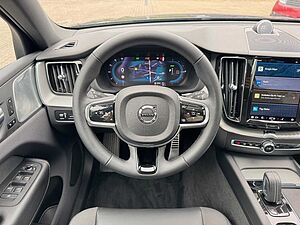 Volvo  T8 Recharge AWD R-DESIGN -AHK - 360 - Sthzg