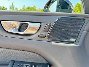Volvo  T6 Recharge AWD R-DESIGN - Pano - Cam - H/K