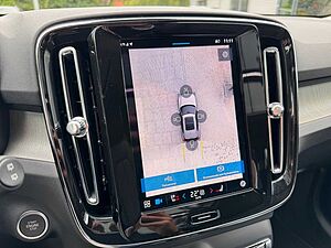 Volvo  B4 DKG ULTRA DARK - 360 - Pixel - Pilot -