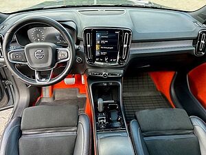 Volvo  T5 AWD Geartr. R-DESIGN -AHK-360-Pano-Pilot