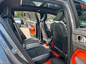 Volvo  T5 AWD Geartr. R-DESIGN -AHK-360-Pano-Pilot