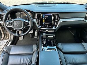 Volvo  T6 Recharge AWD R-DESIGN- Pano - Pilot - H/K