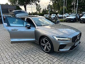 Volvo  T6 Recharge AWD R-DESIGN- Pano - Pilot - H/K