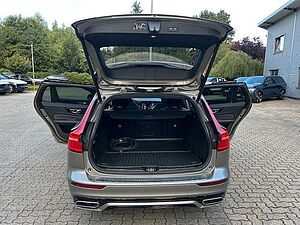 Volvo  T6 Recharge AWD R-DESIGN- Pano - Pilot - H/K