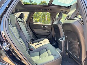 Volvo  T8 AWD R-DESIGN - Luft - 360 - Pilot - 21'