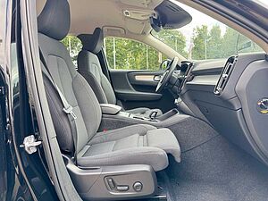 Volvo  B4 Geartr. MOMENTUM PRO-AHK-360-Pilot-BLIS-
