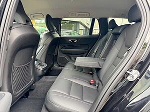 Volvo  B4 D Geartr. CORE - AHK - Sthzg - Pilot -Cam