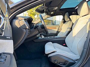 Volvo T6 AWD Geartronic INSCRIPTION-AHK-Pano-360-