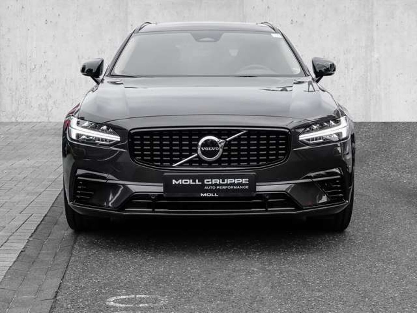 Volvo  T8 Twin Engine AWD Plus Dark Plug-In Pano LED