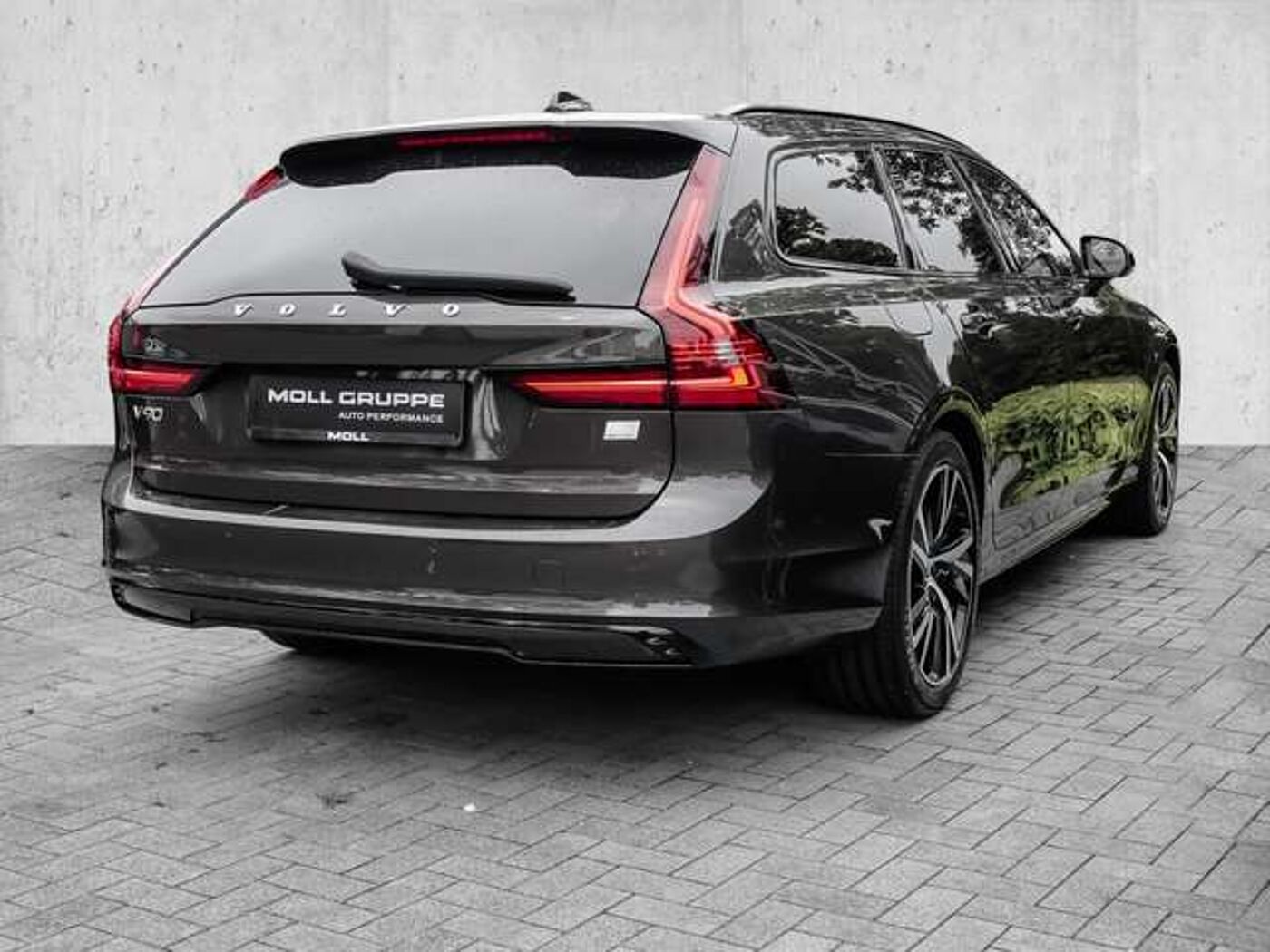 Volvo  T8 Twin Engine AWD Plus Dark Plug-In Pano LED