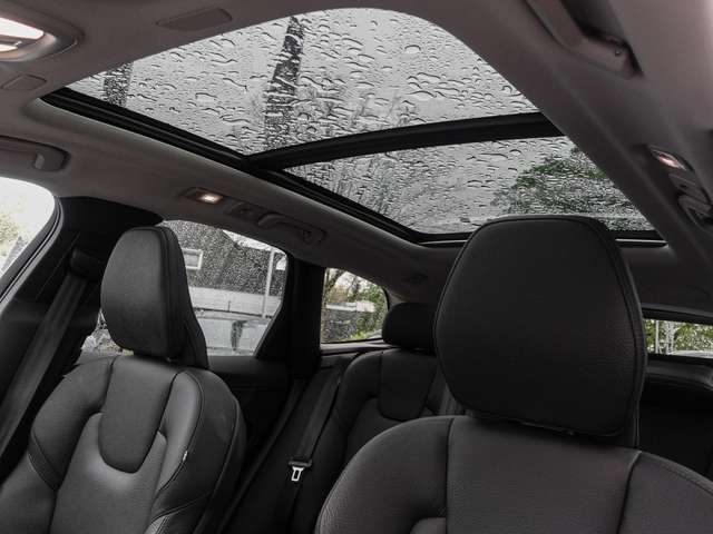 Volvo  Ultimate DarkAWD ACC NAVI LED