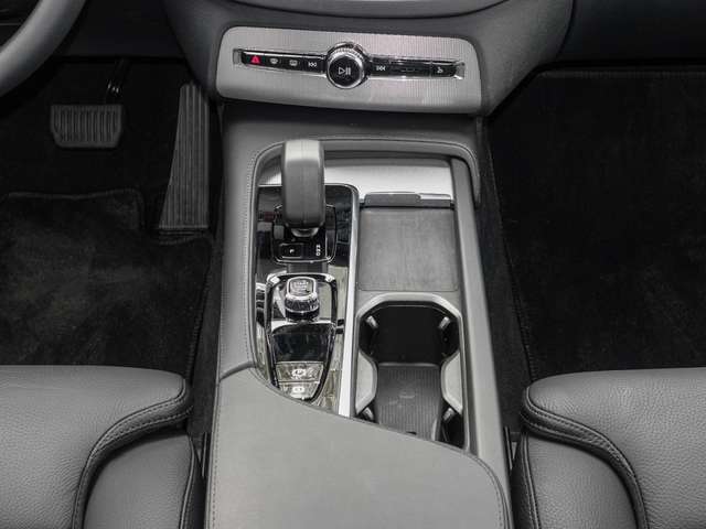 Volvo  T8 AWD Plus Dark ACC FLA EL. HECK KEYLESS