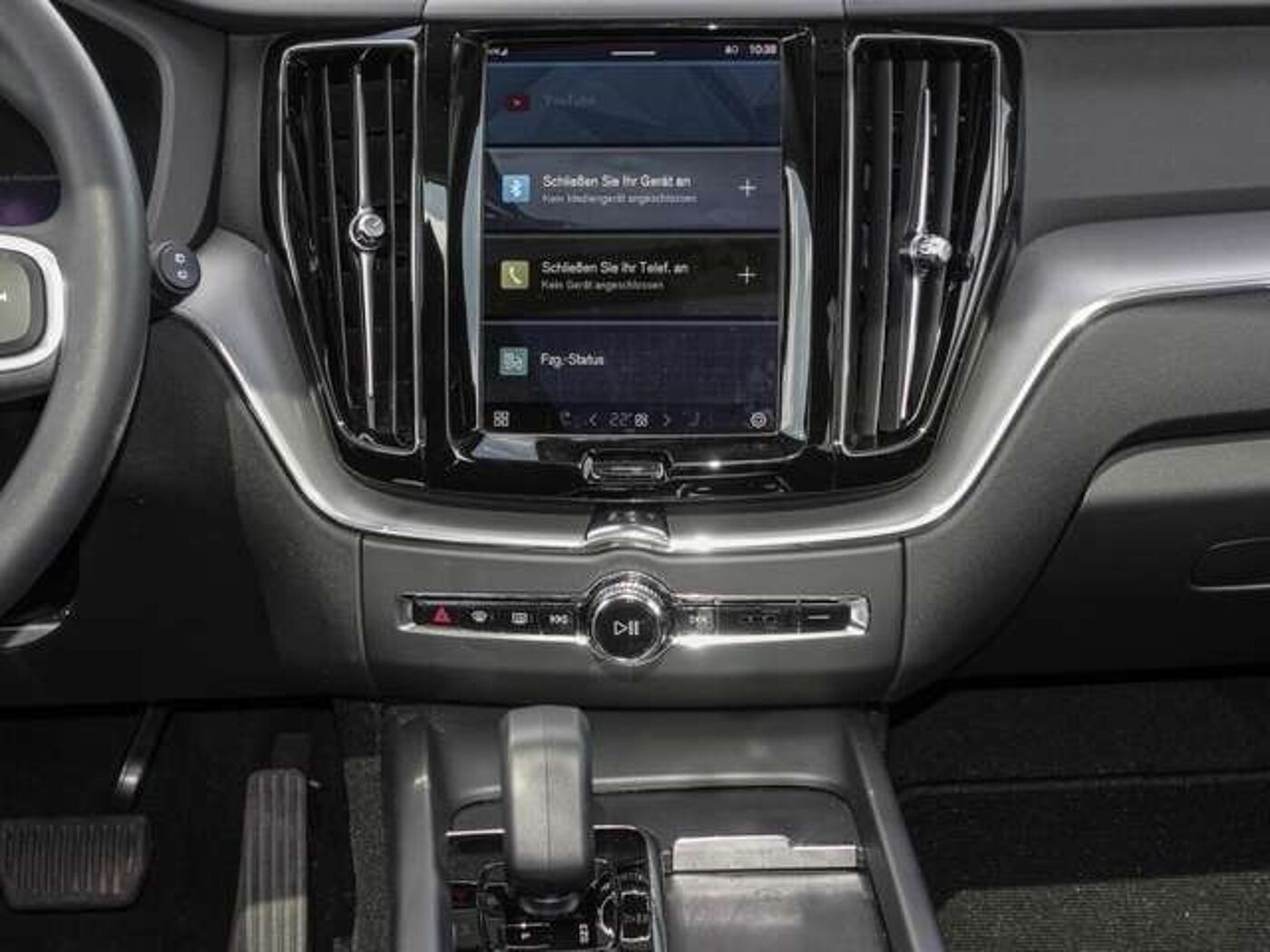 Volvo  T6 AWD Essential Plug-In Pano Sthz. LED
